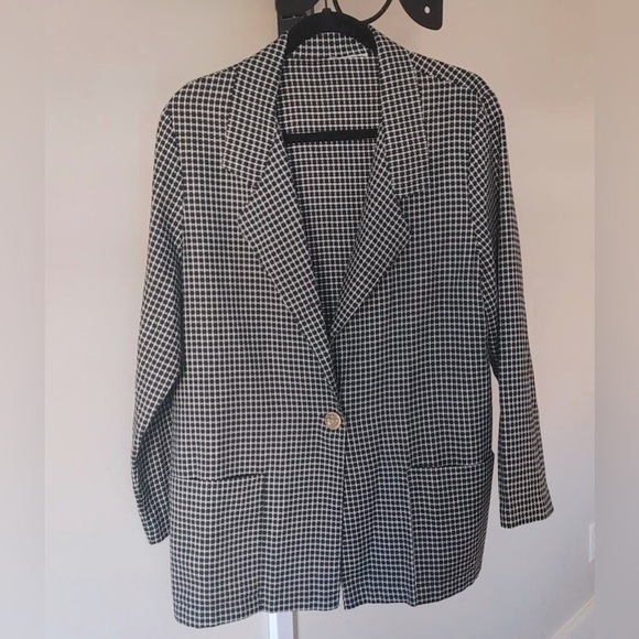 Unknown Brand Oversized Blazer- Size Large, Lightweight, 3/4 Sleeves - Picture 1 of 8